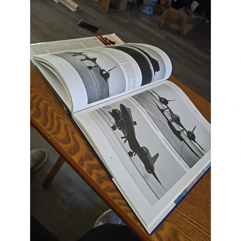 US USAF Lockheed SR-71 Blackbird Crowood Aviation Series ‎ Hardcover Refere...